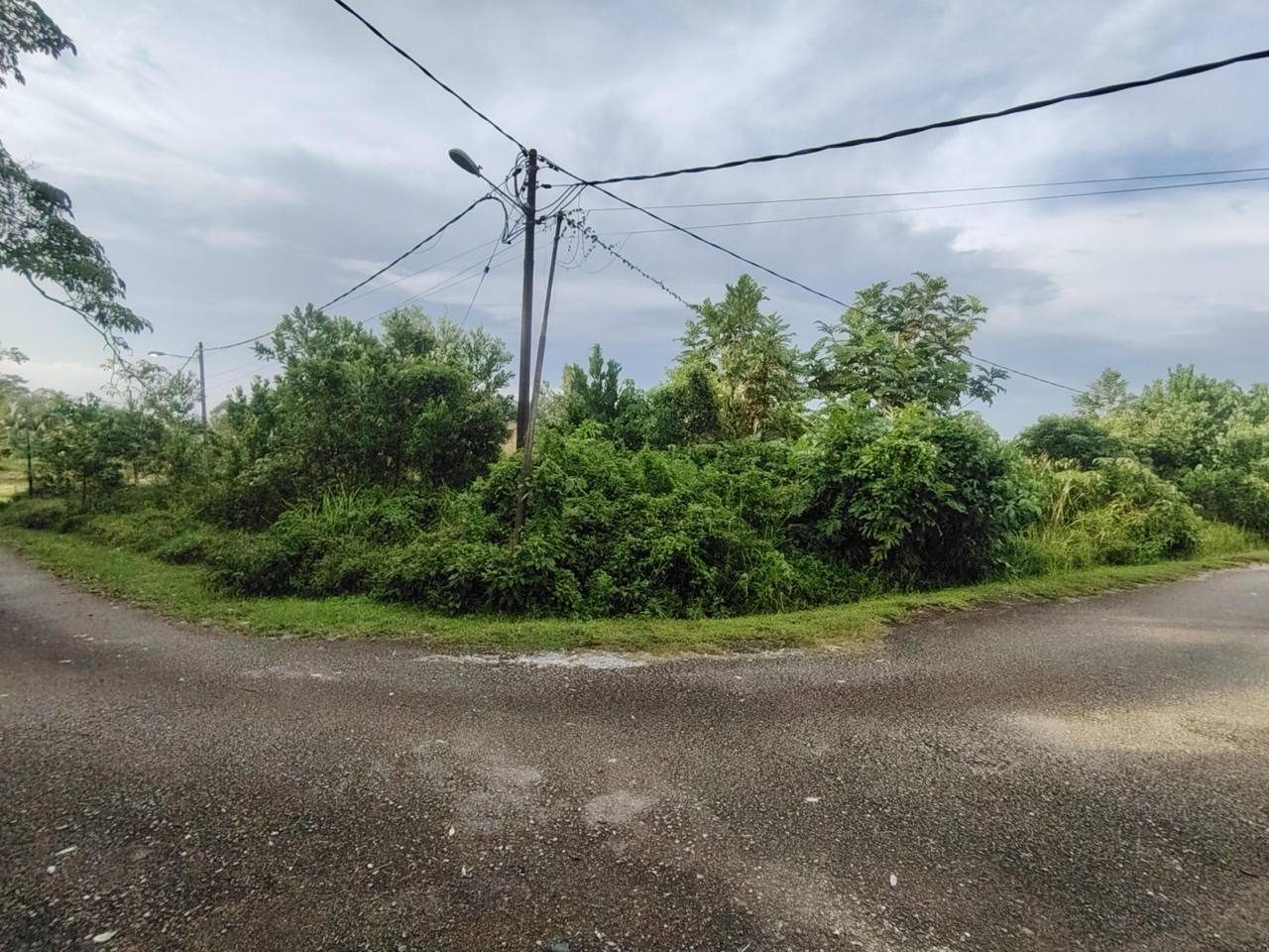 Tanah Lot Banglo Corner Kg Batu Empat Kota Tinggi 14,050 sqft Freehold