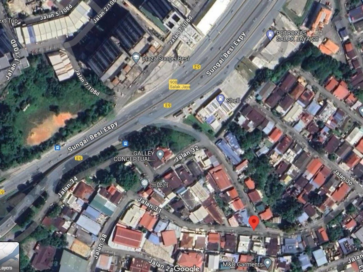 Tanah Kediaman Corner 4,499 Kaki Persegi Salak Selatan KL