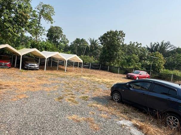 Tanah Bangunan 6,490 Kaki Persegi Freehold Kg Ginching Labu