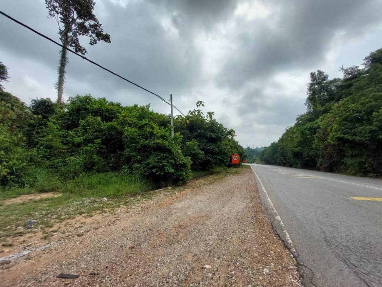 Tanah Bangunan 9.05 Ekar Maran Pahang Tepi Jalan KL Kuantan Dekat Stesen ECRL