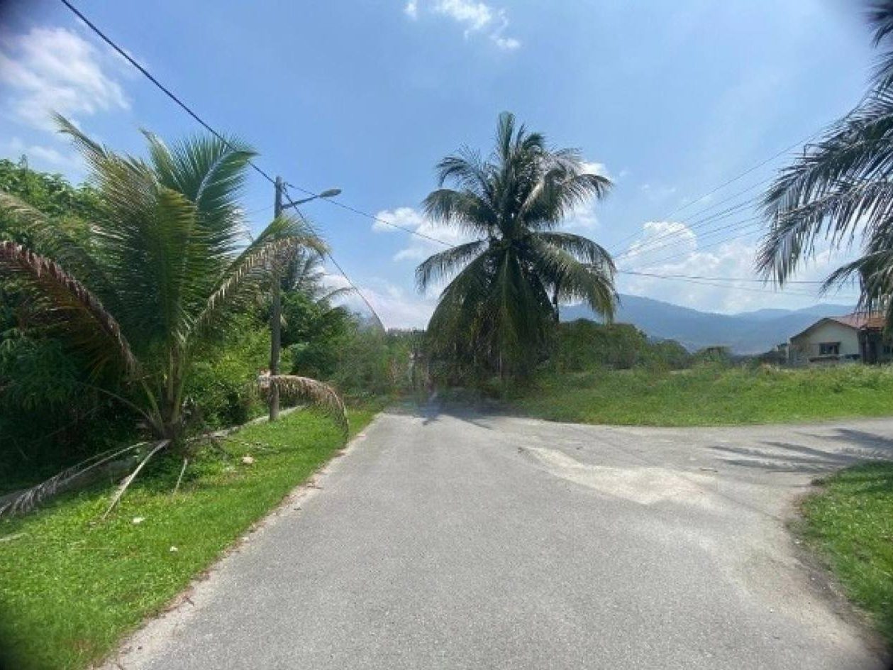 Tanah Kediaman RPT Batu 10 Chemor Perak 3600 Sqft Lot Tepi Kos Rendah