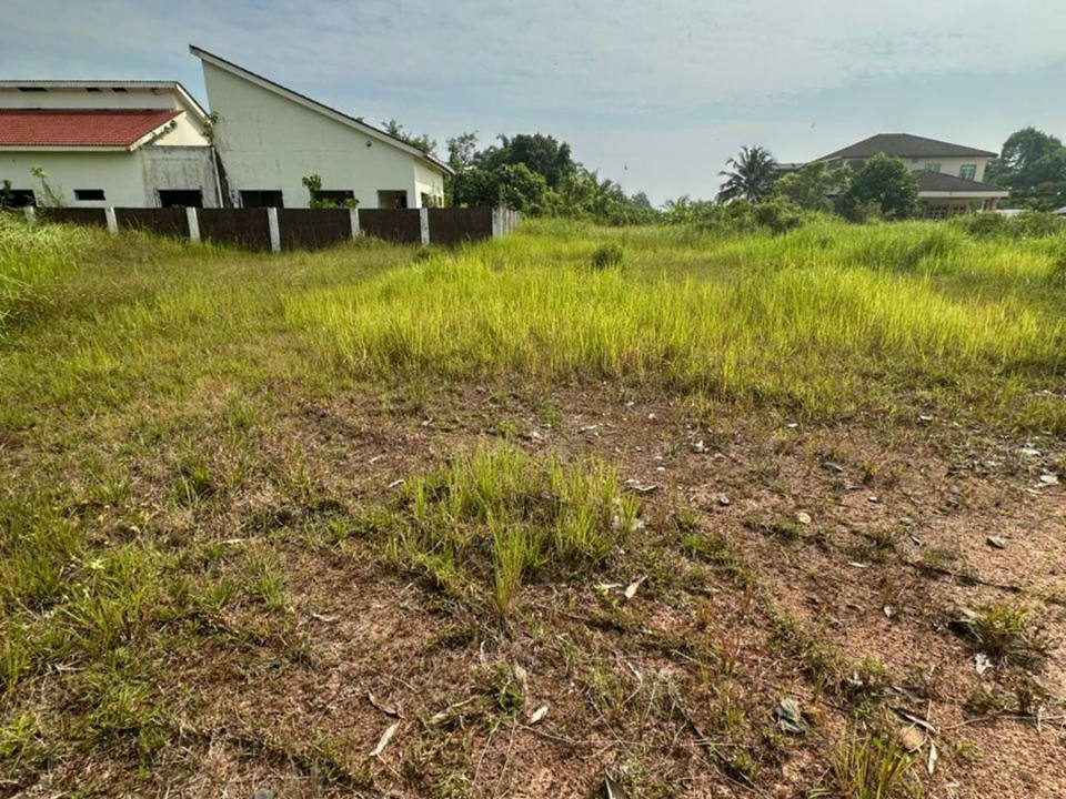 Tanah Lot Banglo Simpang Taiping Perak 5400 Sqft