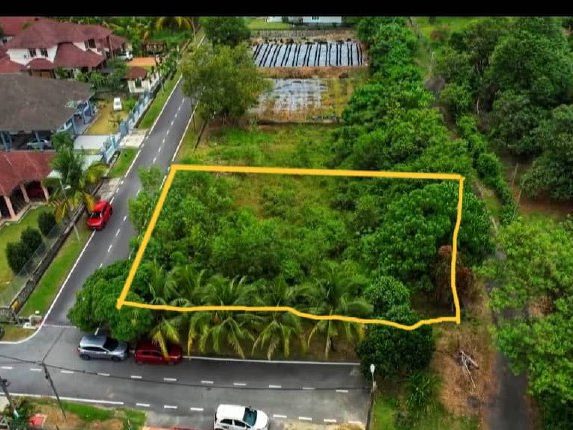 Tanah Lot Banglo Corner 12,863 Kaki Persegi Di Taman Seri Rembau, Pekan Rembau Untuk Dijual