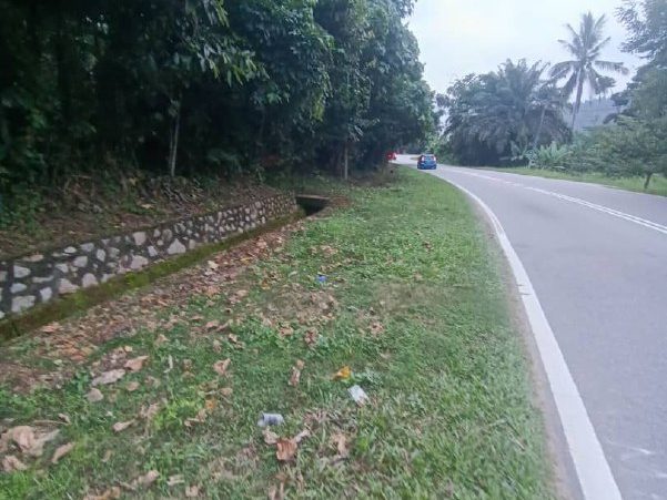 Tanah Lot 0.53 Ekar Tepi Jalan Besar Kampung Jelin, Kuala Klawang Untuk Dijual