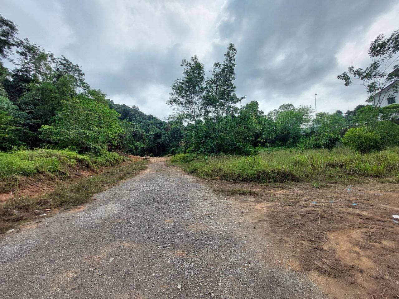 šæ Tanah 5.35 Ekar Freehold Sungai Merab Ulu Dengkil Selangor