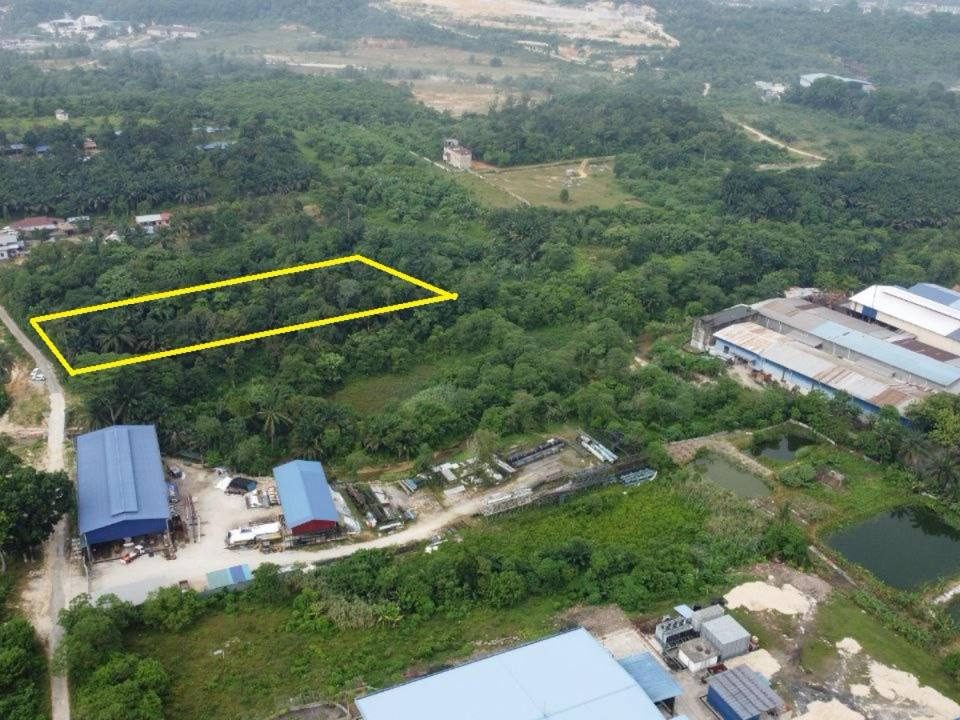 Tanah 1.68 Ekar Kuang Selangor Dusun Bukit Zoning Industri