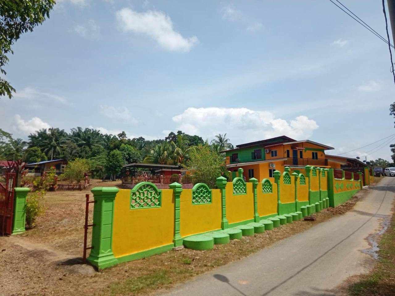 Banglo 2 Tingkat + 8 Rumah Sewa Temerloh | Tanah 1.02 Ekar Freehold